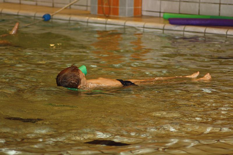 elisa verjaardag en zwemmen Jordy 524.JPG
